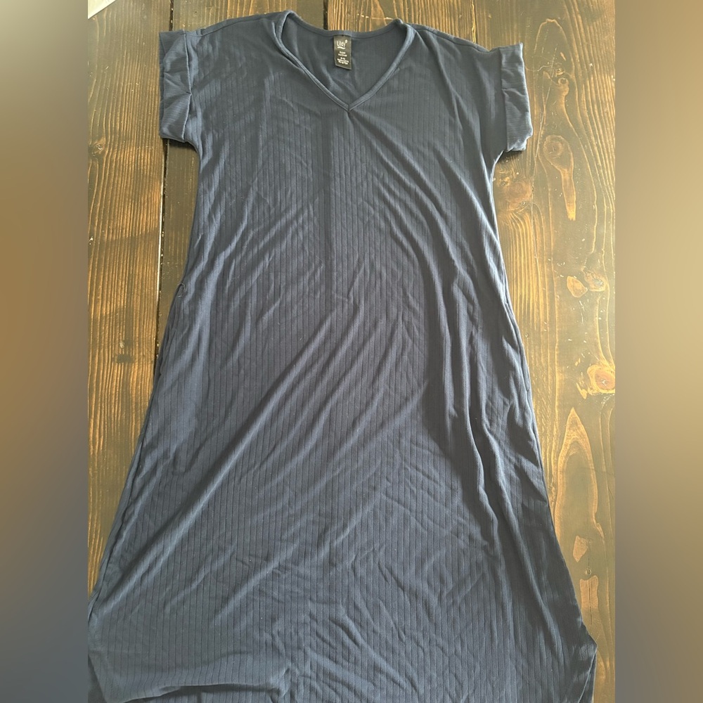 V-Neck Ribbed Dress in Dark Gray